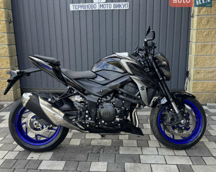 Чорний Сузукі GSX-S 750, об'ємом двигуна 0.75 л та пробігом 4 тис. км за 9000 $, фото 2 на Automoto.ua