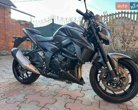 Черный Сузуки GSX-S 750, объемом двигателя 0.75 л и пробегом 7 тыс. км за 10100 $, фото 12 на Automoto.ua