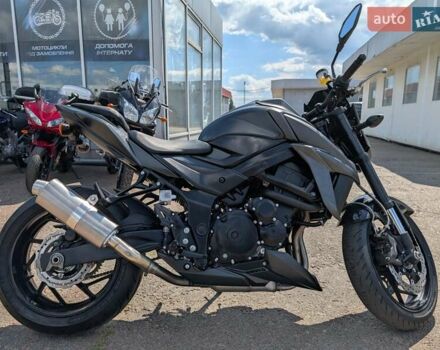 Черный Сузуки GSX-S 750, объемом двигателя 0.75 л и пробегом 13 тыс. км за 8599 $, фото 4 на Automoto.ua