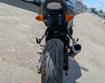 Черный Сузуки GSX-S 750, объемом двигателя 0.75 л и пробегом 13 тыс. км за 8599 $, фото 6 на Automoto.ua