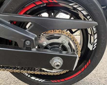 Сузукі GSX-S 750, об'ємом двигуна 0 л та пробігом 35 тис. км за 7500 $, фото 12 на Automoto.ua