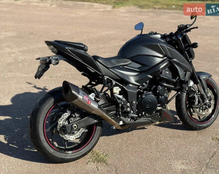 Сузуки GSX-S 750, объемом двигателя 0 л и пробегом 27 тыс. км за 8200 $, фото 1 на Automoto.ua