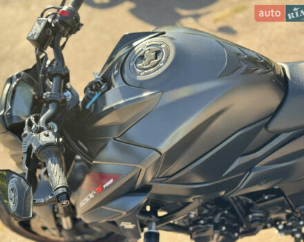 Сузуки GSX-S 750, объемом двигателя 0 л и пробегом 27 тыс. км за 8200 $, фото 18 на Automoto.ua