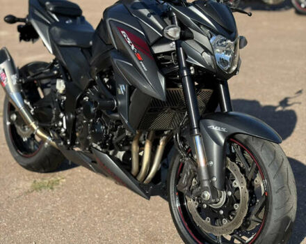 Сузуки GSX-S 750, объемом двигателя 0 л и пробегом 27 тыс. км за 8200 $, фото 11 на Automoto.ua