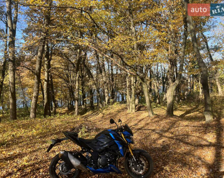 Сузуки GSX-S 750, объемом двигателя 0.75 л и пробегом 24 тыс. км за 8700 $, фото 22 на Automoto.ua