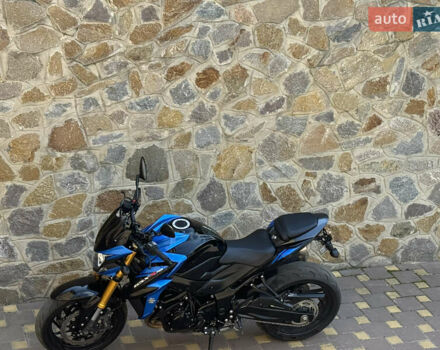 Сузуки GSX-S 750, объемом двигателя 0.75 л и пробегом 24 тыс. км за 8700 $, фото 5 на Automoto.ua