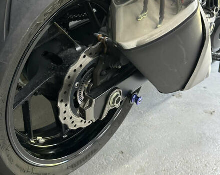 Сузуки GSX-S 750, объемом двигателя 0.75 л и пробегом 9 тыс. км за 9300 $, фото 9 на Automoto.ua