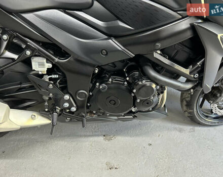 Сузуки GSX-S 750, объемом двигателя 0.75 л и пробегом 9 тыс. км за 9300 $, фото 11 на Automoto.ua