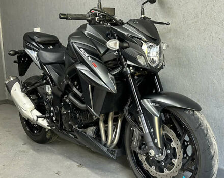Сузуки GSX-S 750, объемом двигателя 0.75 л и пробегом 9 тыс. км за 9300 $, фото 7 на Automoto.ua