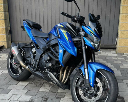 Синий Сузуки GSX-S 750, объемом двигателя 0.75 л и пробегом 1 тыс. км за 10200 $, фото 7 на Automoto.ua