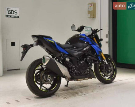 Синій Сузукі GSX-S 750, об'ємом двигуна 0.75 л та пробігом 5 тис. км за 9500 $, фото 4 на Automoto.ua