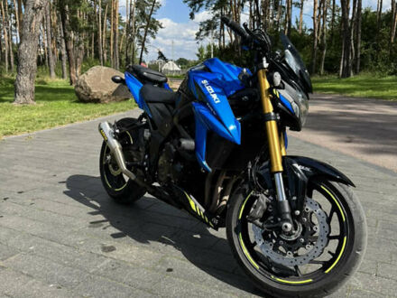 Сузукі GSX-S 750 2021 у Житомирі на Automoto.ua Синій Сузукі GSX-S 750, об'ємом двигуна 0.75 л та пробігом 18 тис. км за 8700 $, фото 1 на Automoto.ua