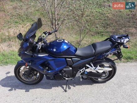 Сузукі GSX 1250F 2013 у Дніпро (Дніпропетровську) на Automoto.ua Синій Сузукі GSX 1250F, об'ємом двигуна 0 л та пробігом 15 тис. км за 8000 $, фото 1 на Automoto.ua