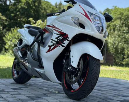 Белый Сузуки GSX 1300R Hayabusa, объемом двигателя 1.3 л и пробегом 38 тыс. км за 11000 $, фото 14 на Automoto.ua