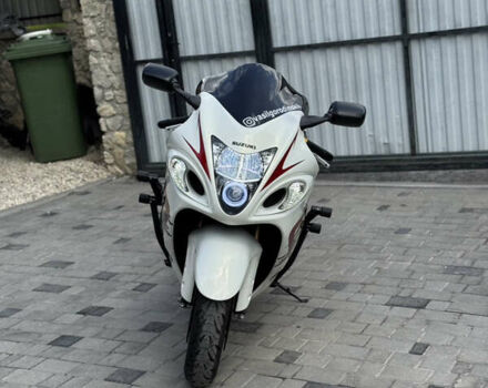 Белый Сузуки GSX 1300R Hayabusa, объемом двигателя 1.3 л и пробегом 38 тыс. км за 11000 $, фото 6 на Automoto.ua