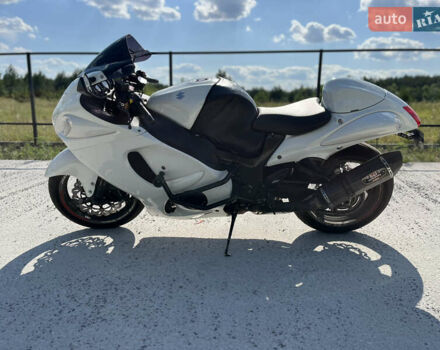 Сузуки GSX 1300R Hayabusa, объемом двигателя 1.3 л и пробегом 61 тыс. км за 7700 $, фото 1 на Automoto.ua