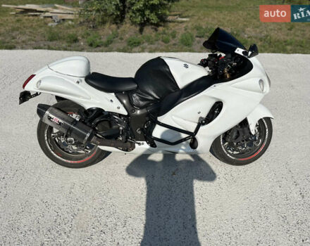 Сузуки GSX 1300R Hayabusa, объемом двигателя 1.3 л и пробегом 61 тыс. км за 7700 $, фото 2 на Automoto.ua