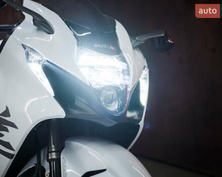 Сузукі GSX 1300R Hayabusa, об'ємом двигуна 1.3 л та пробігом 7 тис. км за 20000 $, фото 12 на Automoto.ua