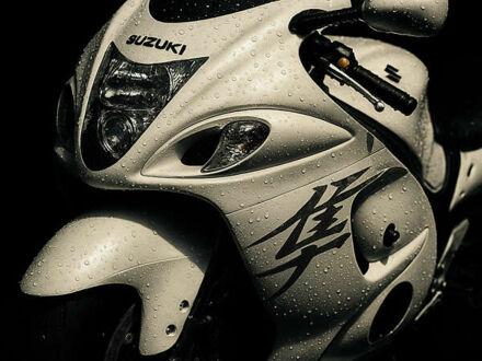 Сузукі GSX 1300R Hayabusa, об'ємом двигуна 0 л та пробігом 7 тис. км за 13999 $, фото 1 на Automoto.ua