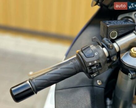 Синий Сузуки GSX 1300R Hayabusa, объемом двигателя 1.3 л и пробегом 65 тыс. км за 6750 $, фото 13 на Automoto.ua