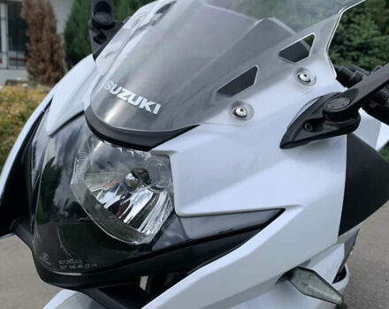 Белый Сузуки GSX 250R, объемом двигателя 0.25 л и пробегом 13 тыс. км за 3300 $, фото 12 на Automoto.ua