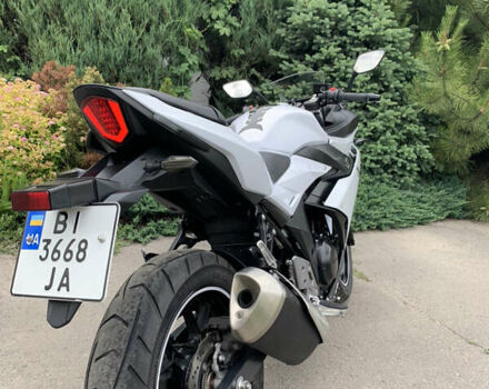 Белый Сузуки GSX 250R, объемом двигателя 0.25 л и пробегом 13 тыс. км за 3300 $, фото 8 на Automoto.ua