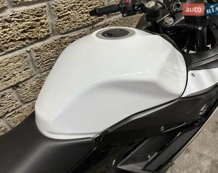 Сузуки GSX 250R, объемом двигателя 0.25 л и пробегом 1 тыс. км за 4600 $, фото 3 на Automoto.ua
