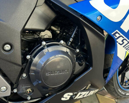 Серый Сузуки GSX 250R, объемом двигателя 0.25 л и пробегом 1 тыс. км за 3550 $, фото 7 на Automoto.ua