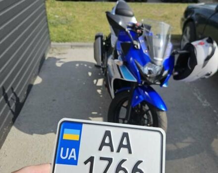 Синий Сузуки GSX 250R, объемом двигателя 0.25 л и пробегом 14 тыс. км за 3100 $, фото 1 на Automoto.ua
