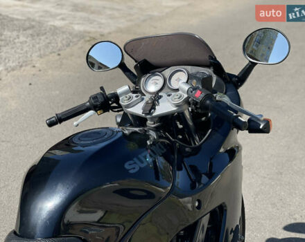Черный Сузуки GSX 600F, объемом двигателя 0.6 л и пробегом 40 тыс. км за 2800 $, фото 11 на Automoto.ua