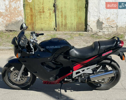 Черный Сузуки GSX 600F, объемом двигателя 0.6 л и пробегом 40 тыс. км за 2800 $, фото 2 на Automoto.ua