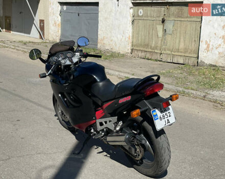 Черный Сузуки GSX 600F, объемом двигателя 0.6 л и пробегом 40 тыс. км за 2800 $, фото 3 на Automoto.ua