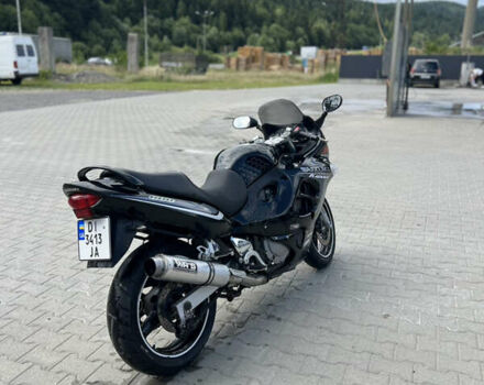 Черный Сузуки GSX 600F, объемом двигателя 0.6 л и пробегом 35 тыс. км за 3100 $, фото 6 на Automoto.ua