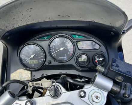 Черный Сузуки GSX 600F, объемом двигателя 0.6 л и пробегом 35 тыс. км за 3100 $, фото 8 на Automoto.ua