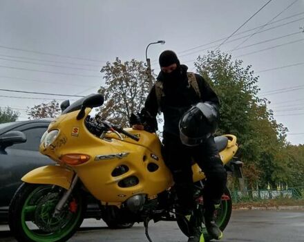 Сузуки GSX 600F 1999 в Остер на Automoto.ua Желтый Сузуки GSX 600F, объемом двигателя 0.6 л и пробегом 59 тыс. км за 2850 $, фото 2 на Automoto.ua