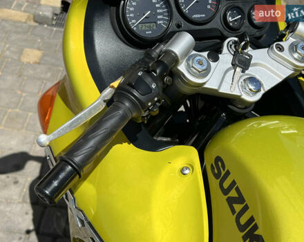 Желтый Сузуки GSX 600F, объемом двигателя 0.6 л и пробегом 27 тыс. км за 3500 $, фото 25 на Automoto.ua