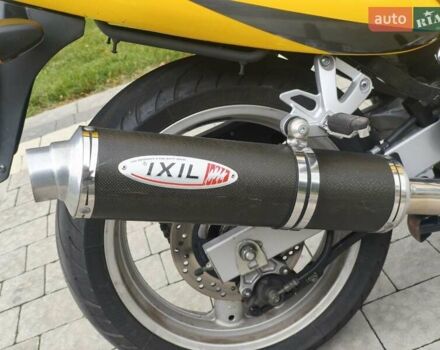 Желтый Сузуки GSX 600F, объемом двигателя 0.6 л и пробегом 27 тыс. км за 3700 $, фото 17 на Automoto.ua
