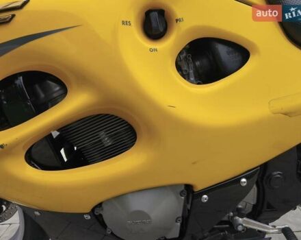 Желтый Сузуки GSX 600F, объемом двигателя 0.6 л и пробегом 27 тыс. км за 3700 $, фото 25 на Automoto.ua