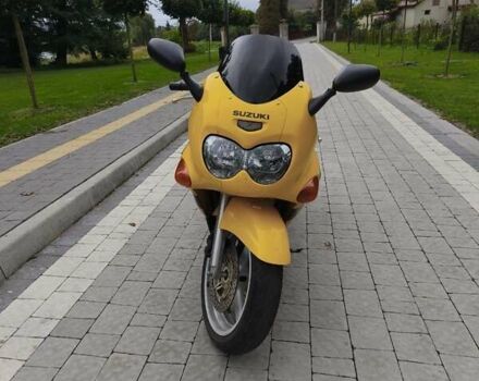 Желтый Сузуки GSX 600F, объемом двигателя 0.6 л и пробегом 27 тыс. км за 3700 $, фото 7 на Automoto.ua