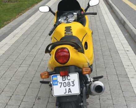 Желтый Сузуки GSX 600F, объемом двигателя 0.6 л и пробегом 27 тыс. км за 3700 $, фото 4 на Automoto.ua