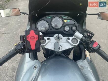 Сузукі GSX 600F 2000 у Кривому Розі на Automoto.ua Сірий Сузукі GSX 600F, об'ємом двигуна 0 л та пробігом 28 тис. км за 2300 $, фото 1 на Automoto.ua