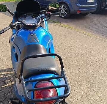 Синій Сузукі GSX 600F, об'ємом двигуна 0 л та пробігом 17 тис. км за 3200 $, фото 5 на Automoto.ua