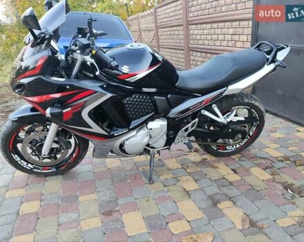 Черный Сузуки GSX 650F, объемом двигателя 0.65 л и пробегом 23 тыс. км за 4700 $, фото 2 на Automoto.ua