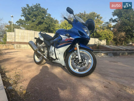 Сузуки GSX 650F 2009 в Славянске на Automoto.ua Синий Сузуки GSX 650F, объемом двигателя 0.65 л и пробегом 26 тыс. км за 5500 $, фото 1 на Automoto.ua