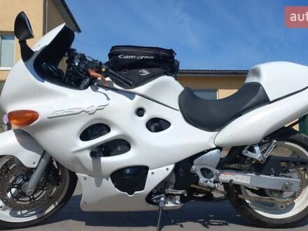 Сузукі GSX 750F Katana 2003 у Бродах на Automoto.ua Білий Сузукі GSX 750F Katana, об'ємом двигуна 0.75 л та пробігом 60 тис. км за 3200 $, фото 1 на Automoto.ua