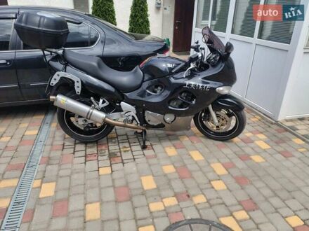 Сузуки GSX 750F Katana 2002 в Одессе на Automoto.ua Черный Сузуки GSX 750F Katana, объемом двигателя 0.75 л и пробегом 42 тыс. км за 3400 $, фото 1 на Automoto.ua