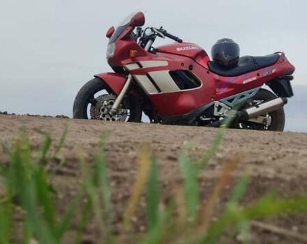 Красный Сузуки GSX 750F Katana, объемом двигателя 0 л и пробегом 45 тыс. км за 1500 $, фото 4 на Automoto.ua