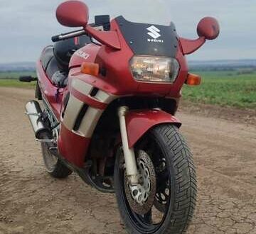 Красный Сузуки GSX 750F Katana, объемом двигателя 0 л и пробегом 45 тыс. км за 1500 $, фото 1 на Automoto.ua