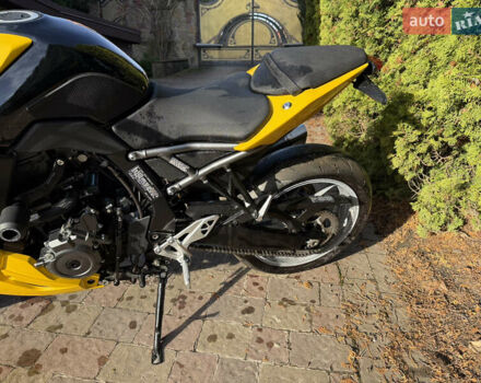 Желтый Сузуки GSX 8R, объемом двигателя 0.8 л и пробегом 13 тыс. км за 9600 $, фото 5 на Automoto.ua