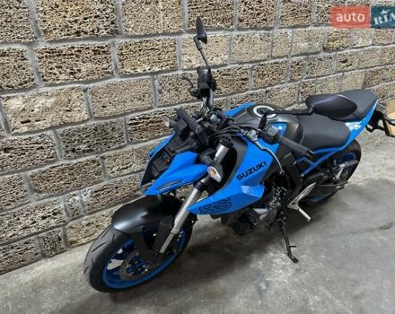 Сузуки GSX 8S 2024 в Одессе на Automoto.ua Сузуки GSX 8S, объемом двигателя 0 л и пробегом 3 тыс. км за 8600 $, фото 4 на Automoto.ua